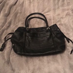 Black Kate Spade shoulder bag